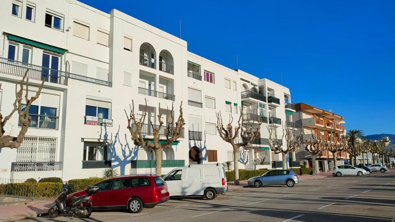 Summer Breeze Apartment Empuriabrava Dış mekan fotoğraf