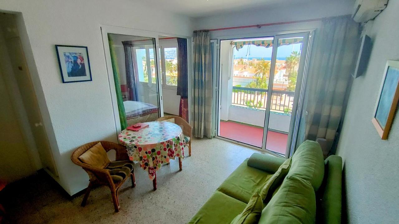 Summer Breeze Apartment Empuriabrava Dış mekan fotoğraf