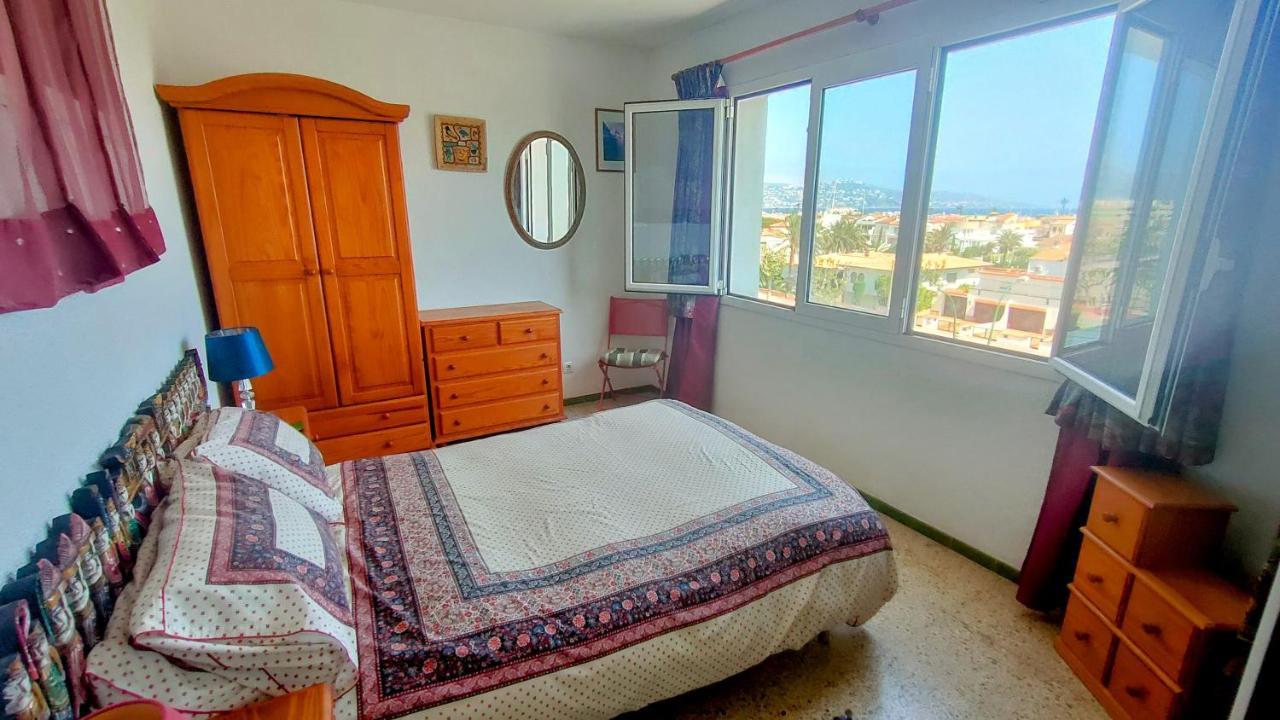 Summer Breeze Apartment Empuriabrava Dış mekan fotoğraf
